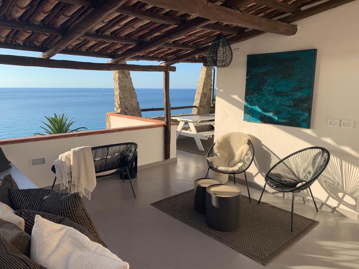 Boutique Apartment With Beach Within Walking Distance, Near Tropea Parghelia Bagian luar foto
