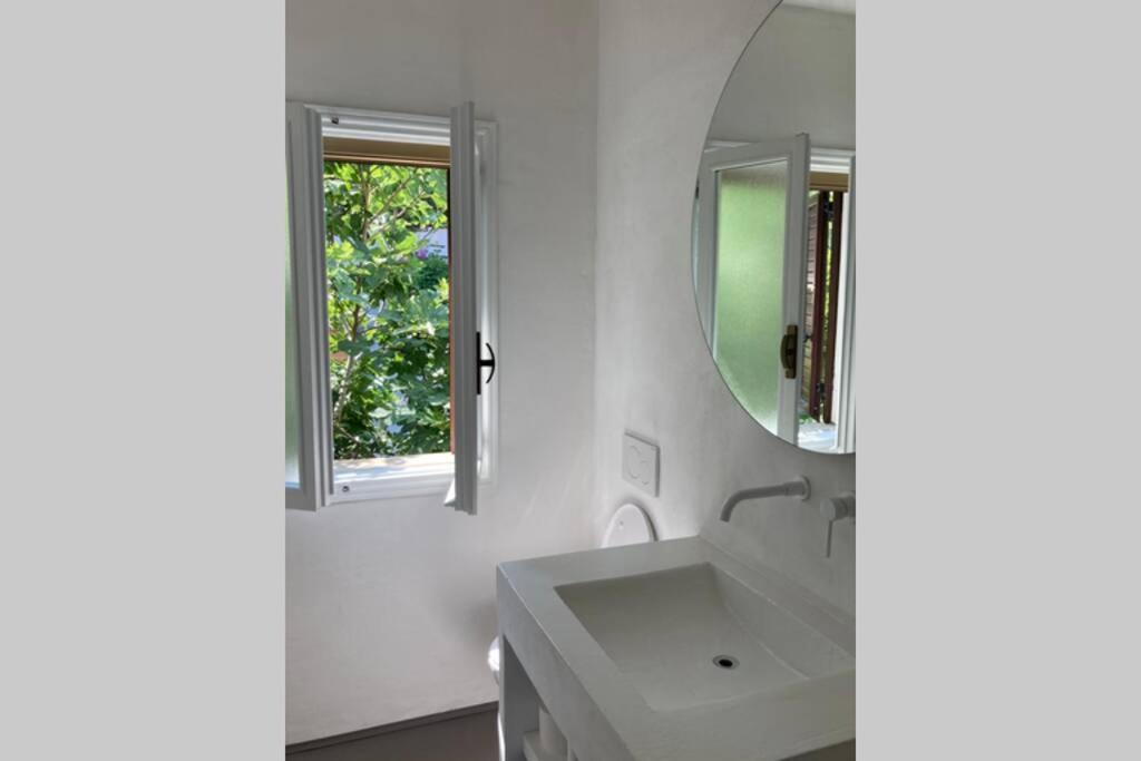 Boutique Apartment With Beach Within Walking Distance, Near Tropea Parghelia Bagian luar foto