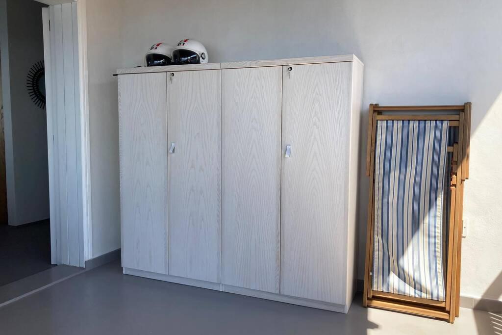 Boutique Apartment With Beach Within Walking Distance, Near Tropea Parghelia Bagian luar foto