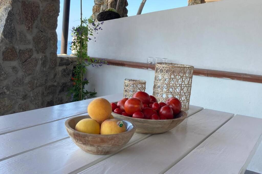 Boutique Apartment With Beach Within Walking Distance, Near Tropea Parghelia Bagian luar foto